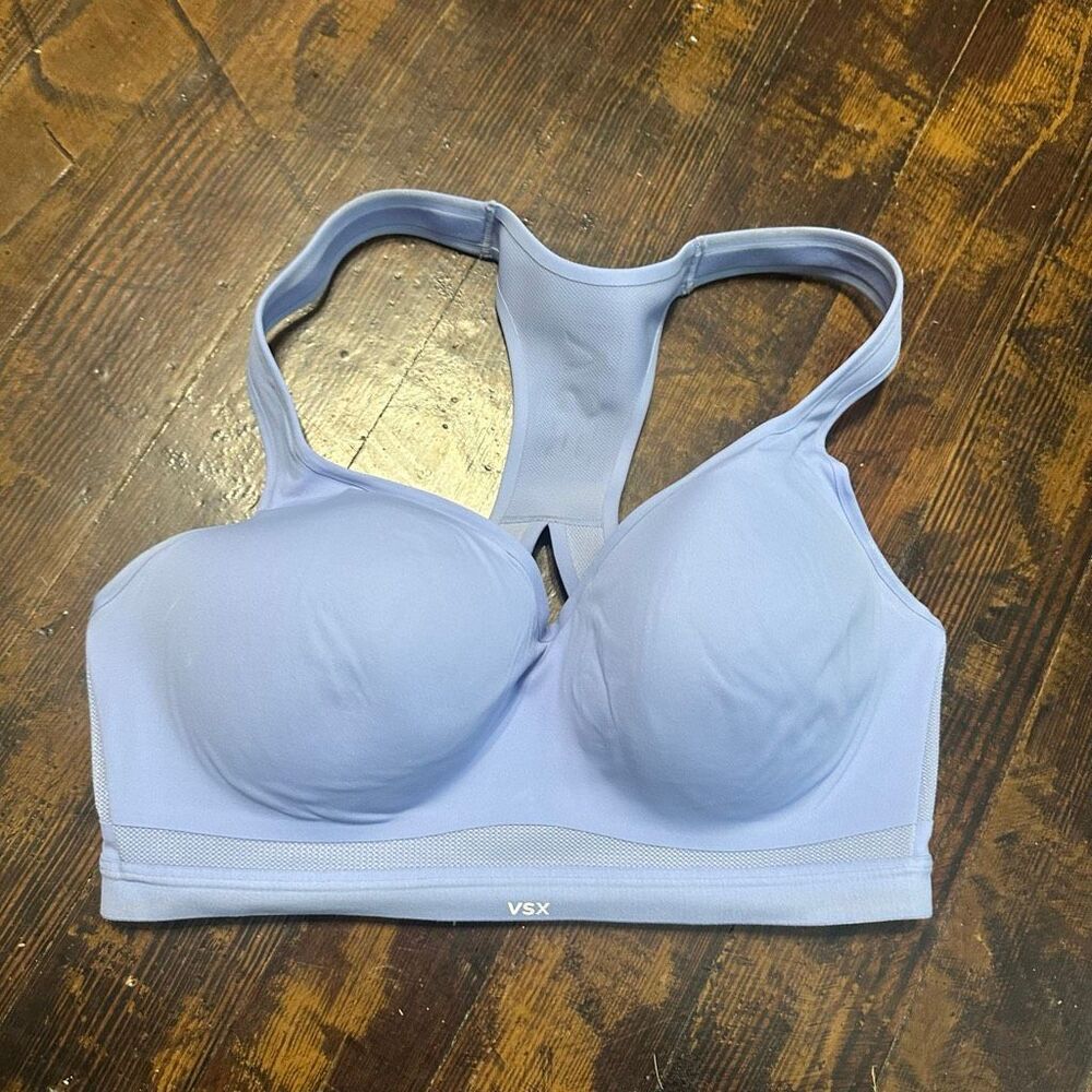 Victoria’s Secret light blue incredible plunge 34DD sports bra